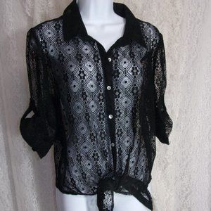 Black Lace Blouse Size XL ( 15/17) NWT